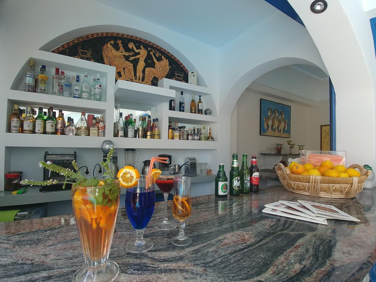 Dioskouri Art Villas Kamari  Bagian luar foto